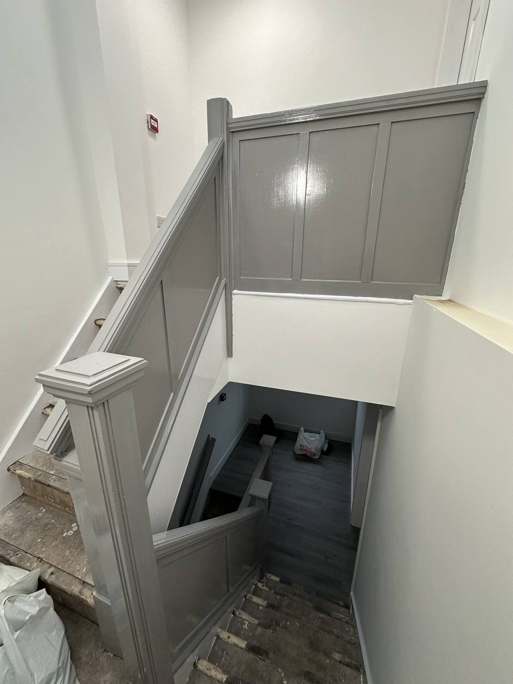 Showpiece staircase painting Brush It Up